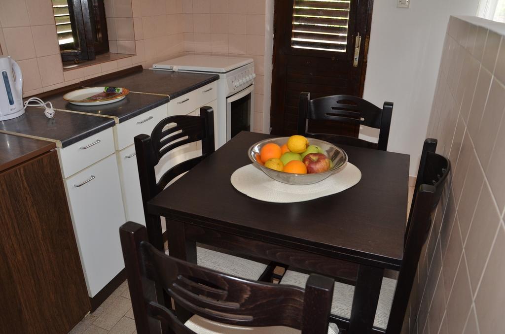 Mg Apartments And Rooms Budva Exterior photo