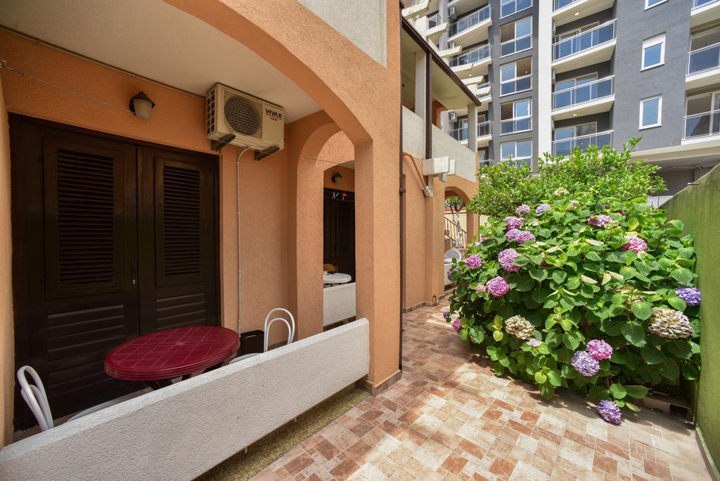 Mg Apartments And Rooms Budva Exterior photo