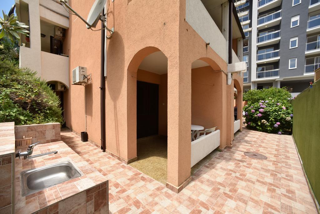 Mg Apartments And Rooms Budva Exterior photo